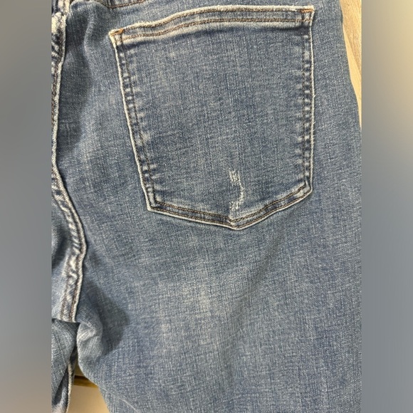 PISTOLA High Rise Distressed Jeans Size 29 - Picture 8 of 9